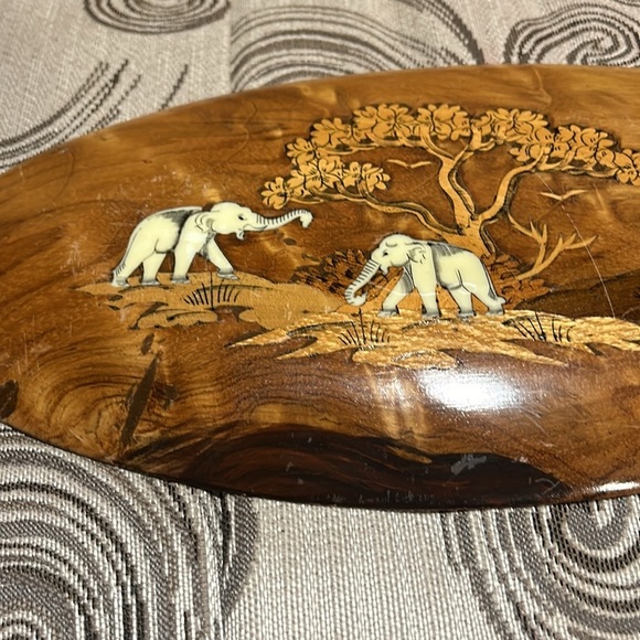 Vintage inlaid elephants hand designed wooden wall hanging - Picture 2 of 5
